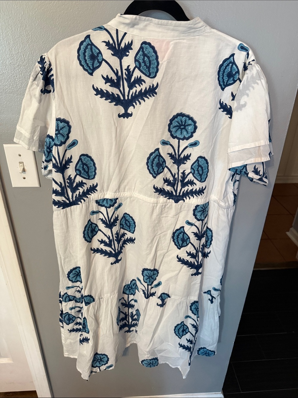 Victoria Dunn White Cotton Shirt with Blue Floral Accents - Picture 3 of 6